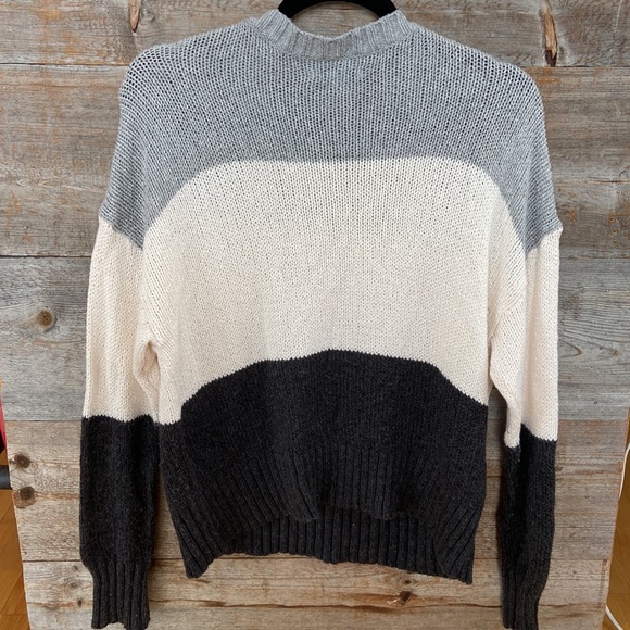 American Eagle knit sweater size small - Picture 5 of 5